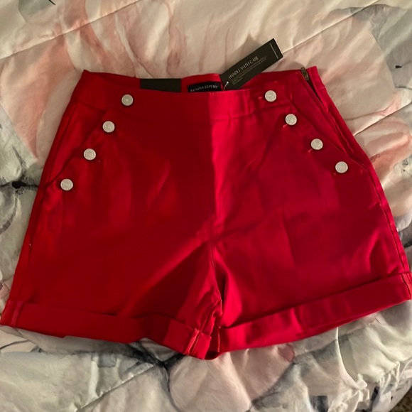 Banana republic red shorts - Picture 1 of 7